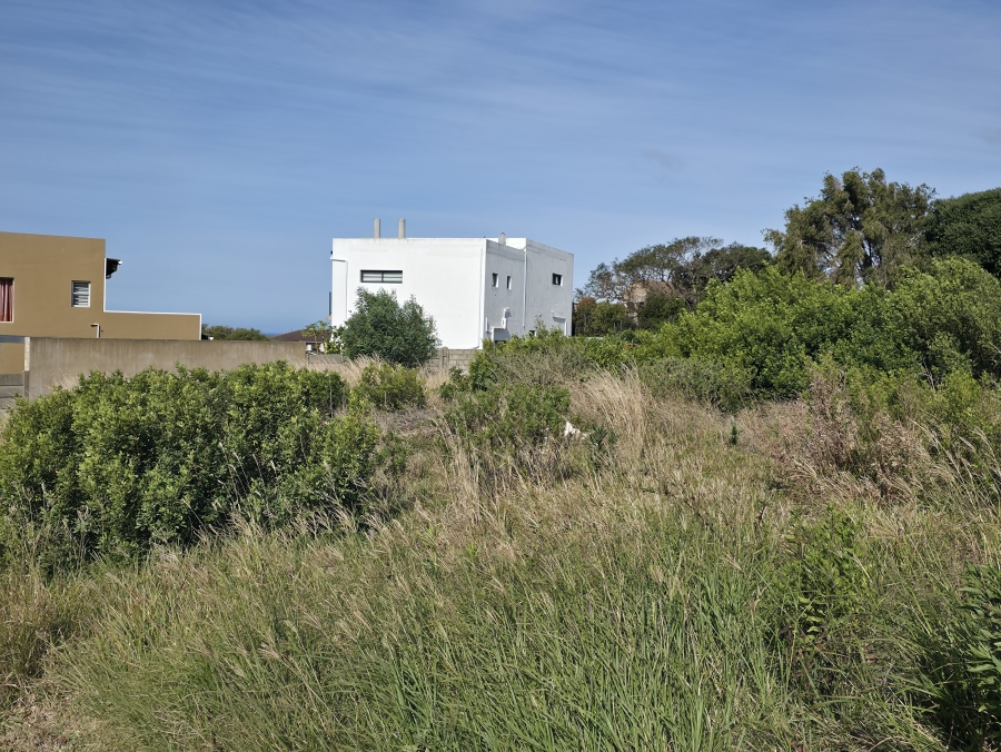 0 Bedroom Property for Sale in Wavecrest Eastern Cape